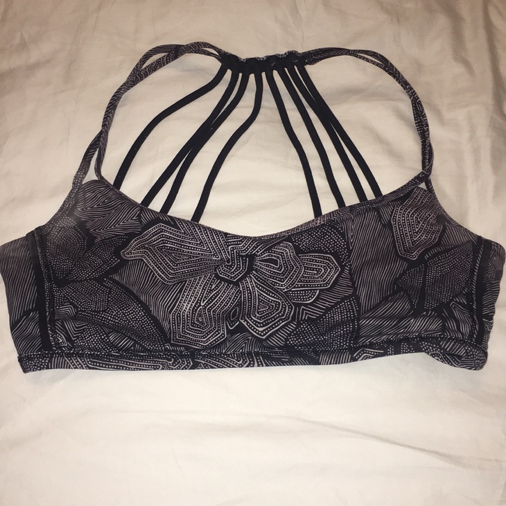 Lululemon bra